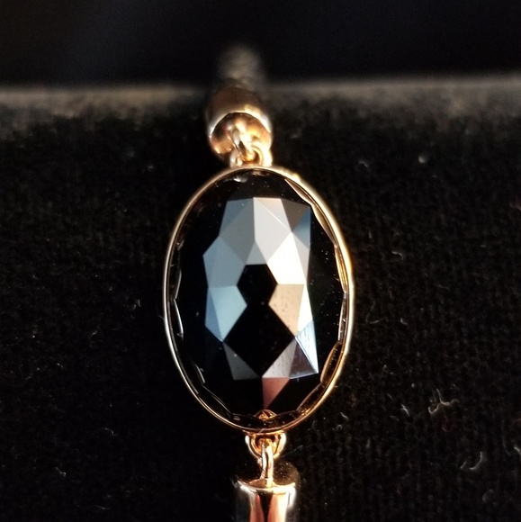 Bracelet - Picture 1 of 2